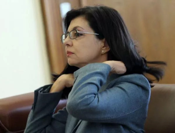 Кунева иска всеки министър да има по един антикорупционен заместник