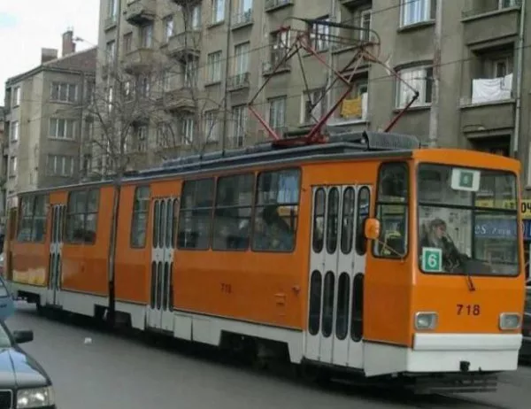 Швейцарски трамваи заменят най-старите мотриси в София от април