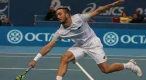 {{ otherArticle[0].article.title }}