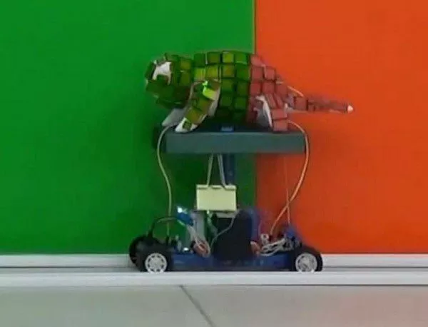 Робот сменя цвета си като хамелеон (ВИДЕО)