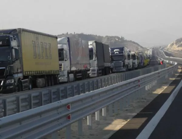 Българските превозвачи започват блокада на цялата гръцка граница