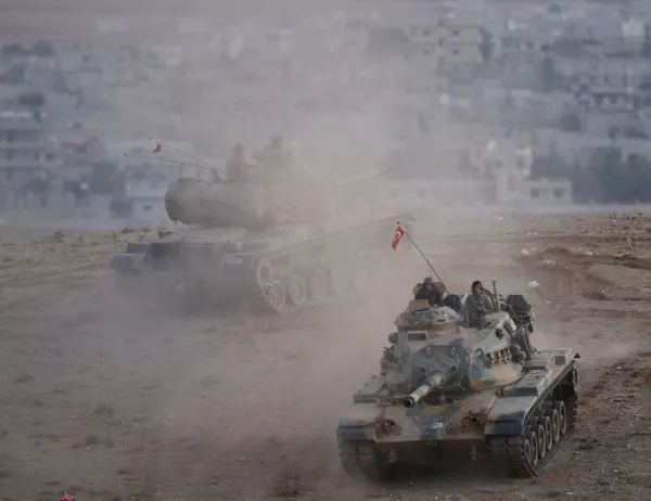 Турската армия вече контролира ключов град до Африн