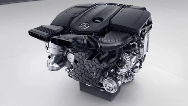 Подробности на алуминиевият 2,0-литров двигател за Mercedes E220d