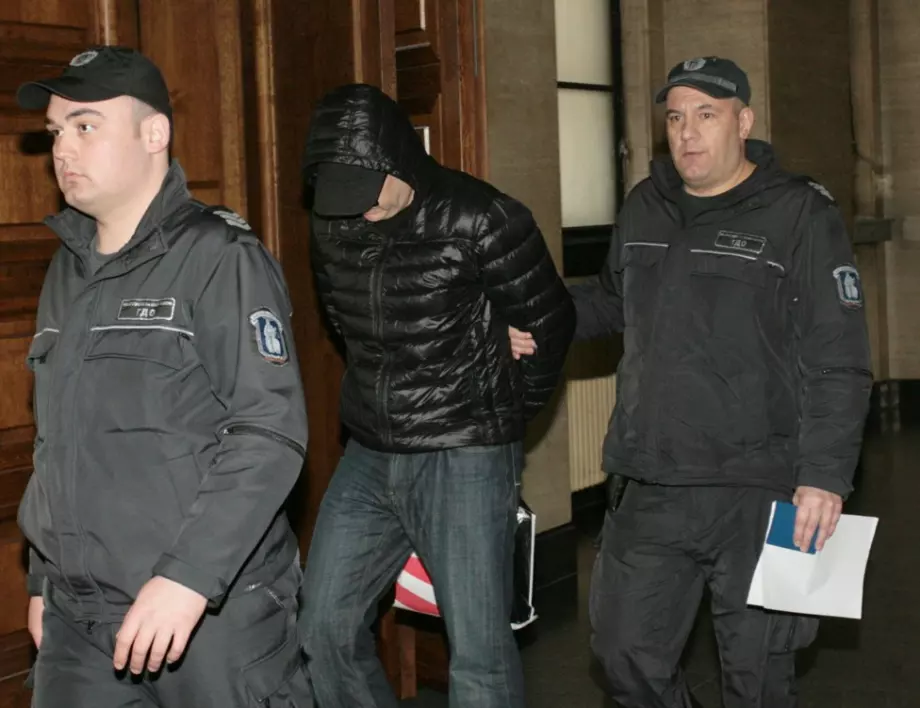 Осъденият за атентат срещу Алексей Петров през 2015 г. е на свобода от 2 месеца