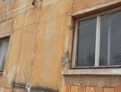 Няма да увеличават наемите на общинските жилища в община Асеновград