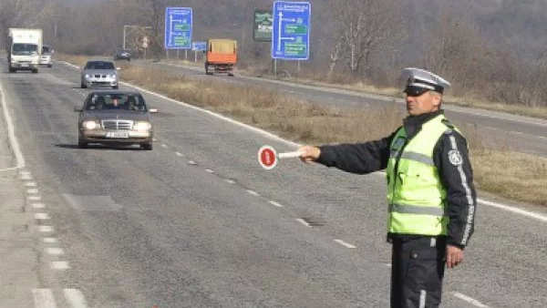 Полицията в Пловдив следи за нарушения, свързани с управление на МПС