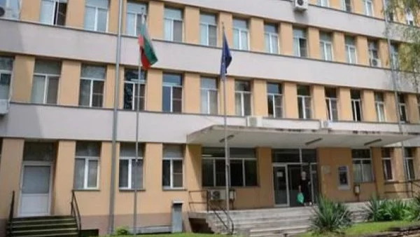 След разговори с кредиторите блокираните средства на Ловешката болница са стопени до 80 000 лв.