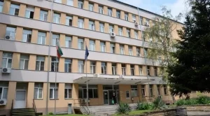 Правителството одобри над 2 млн. лв. за заплати в болниците в Ловеч и Враца
