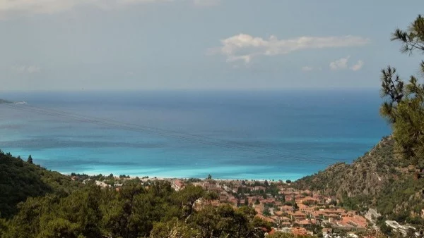 Турският туризъм отбелязва истински срив