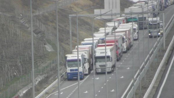 Превозвачите още не знаят дали ще блокират границата с Гърция по Великден