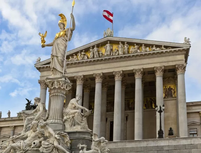 Пожар в австрийския парламент