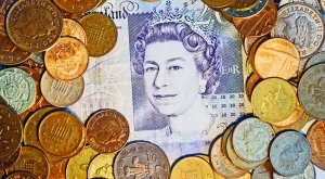 Британският паунд се повиши след силните данни за инфлацията