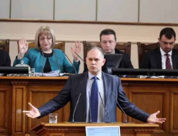 Кадиев за сигнала си срещу шефа на АЕЦ "Козлодуй": Става дума за политически чадър над Ангелов