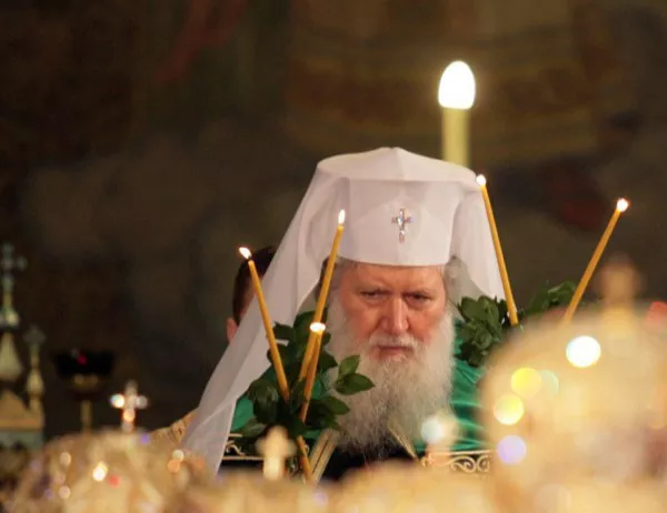 Патриарх Неофит: Да бъдат честити всички, които празнуват на Цветница