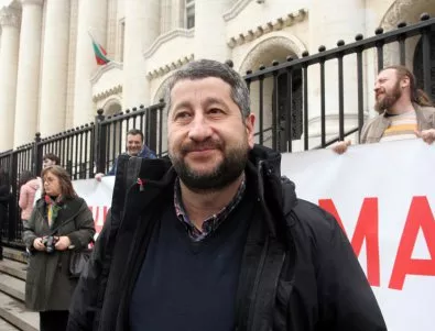 Иванов: Самопризназнията на Мондешки са достатъчни за отнемането на адвокатските му права