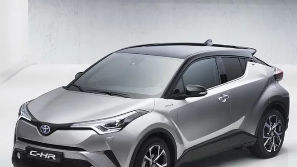 Toyota C-HR впечатлява с много атрактивен дизайн