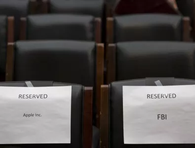 Неочаквано ФБР спря натиска върху Apple, имало шанс да разкодира iPhone-а на Фарук