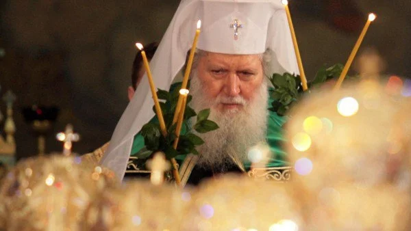 Патриарх Неофит: Бог да помага, за да отклоним младите от наркотиците