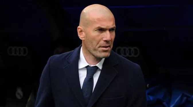 Зинедин Зидан остава начело на Реал и през следващия сезон