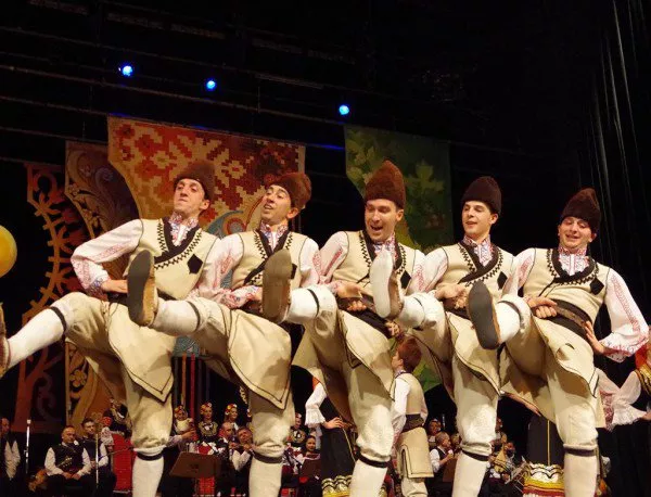 Финансовите проблеми за ансамбъл "Филип Кутев" и държавния балет продължават