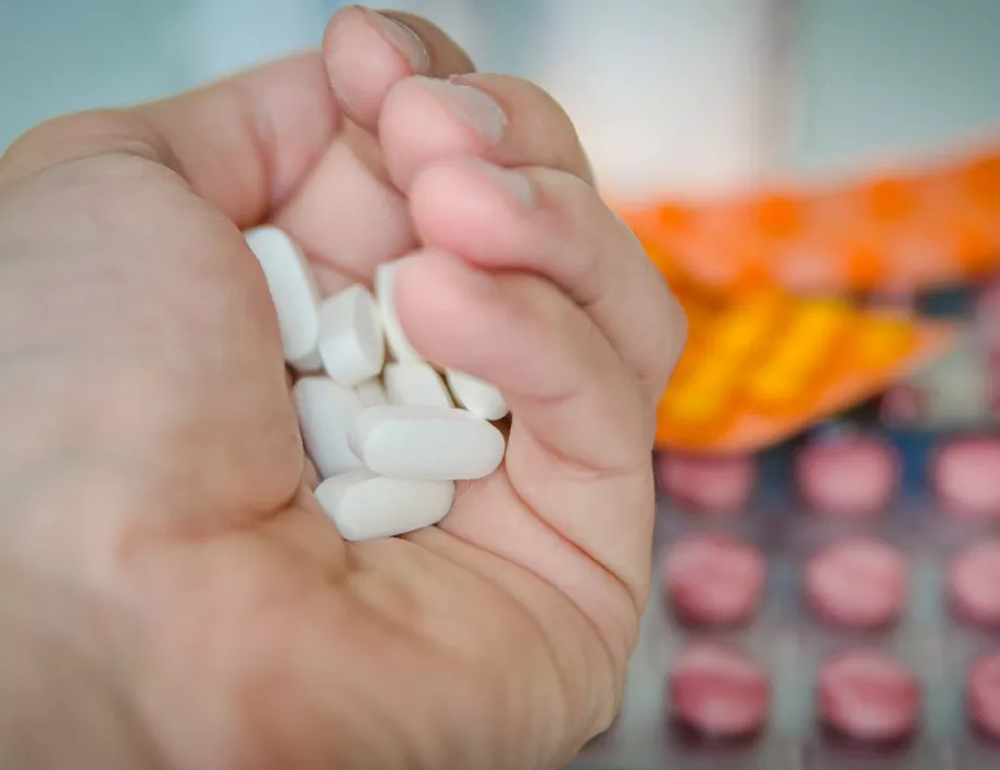 Франция употребява три пъти повече антибиотици от Холандия 