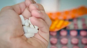 НЗОК: Разрешен е проблемът с лекарството за Хепатит Б 