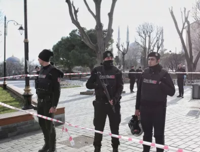 В Турция заловиха терористи, подготвяли самоубийствен атентат