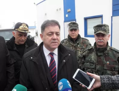 Ненчев: Ако се наложи, ще вдигнем ограда и на гръцката граница 