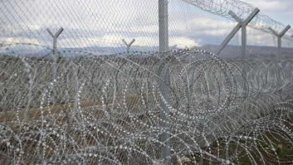 Унгарската полиция ще помага на Сърбия при охраната на границата с България