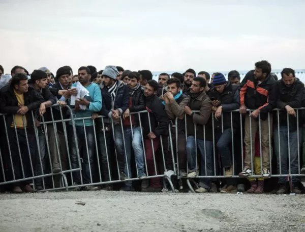 Турция получава 1 млрд. евро от ЕС за бежанците в края на юни
