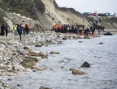Откриха телата на 104 мигранти край либийския град Зуара