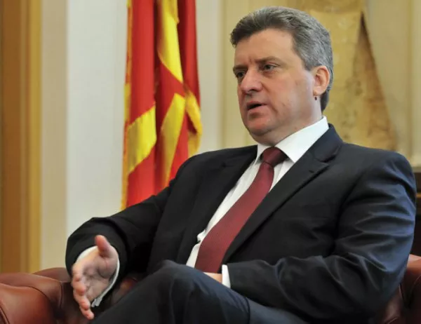 Македонският президент не приема "ерга омнес" за името и заплашва с вето