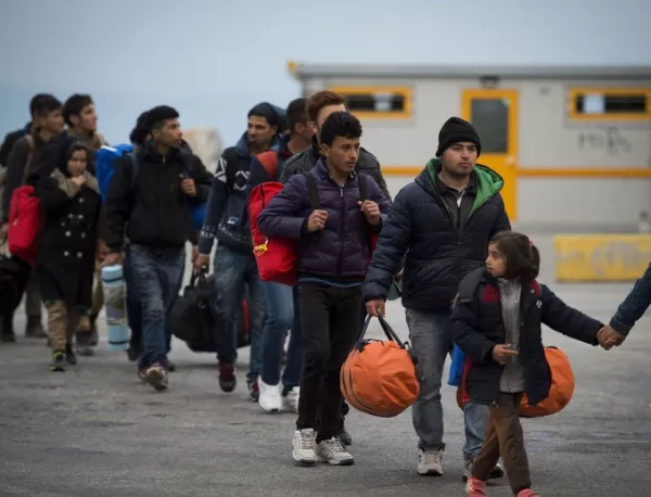 Гърция няма да изгражда бежански център до границата ни 