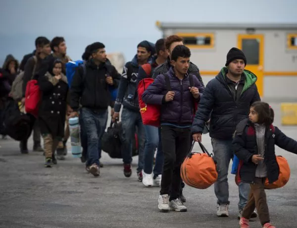 Гърция няма да приема обратно бежанци от Германия