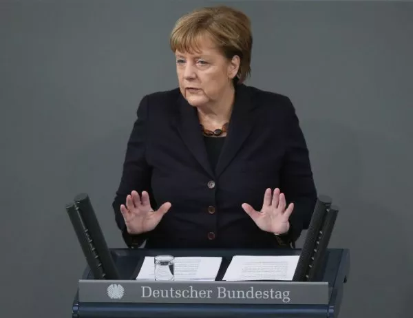 Меркел настоява преговорите за Brexit да започнат възможно най-бързо