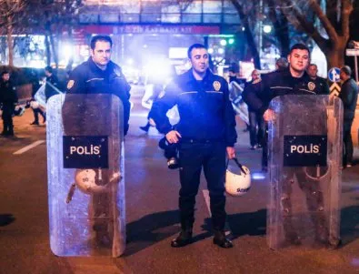 Двама убити в атентат с кола-бомба в Турция