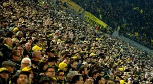 Дортмунд с 6-голов трилър, но и горчивина