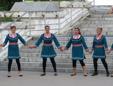 До неделя се приемат предложения за културния календар на Майски празници 2016 г. в Асеновград