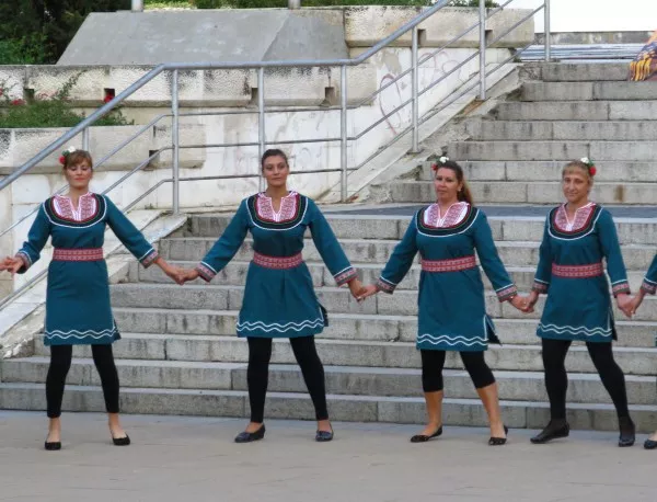 До неделя се приемат предложения за културния календар на Майски празници 2016 г. в Асеновград