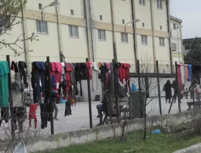 Нови мерки в Гърция заплашват хиляди мигранти - ще има ли нов социален проблем?