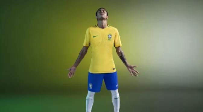 Неймар показа екипите на Бразилия за Копата