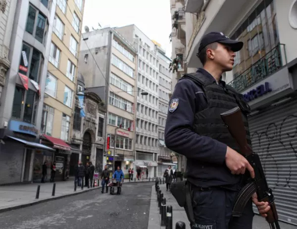 39 000 полицаи ще дежурят в новогодишната нощ в Истанбул