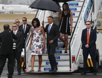 Обама вече в Куба, американски президент за пръв път стъпва там от 1928 г.