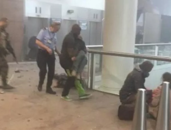 На летището в Брюксел имало и трета бомба, то остава затворено 