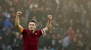 Неостаряващият гений Тоти впечатли с нов рецитал (ВИДЕО)