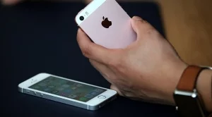 Как да проверите дали Apple забавя работата на вашия iPhone