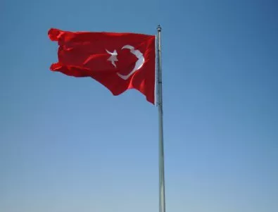 В Турция арестуваха известен дизайнер заради критика към властта (ВИДЕО)