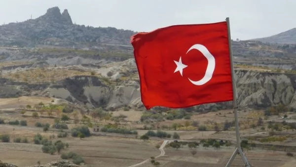 Турция скочи срещу референдума за независимост на Иракски Кюрдистан