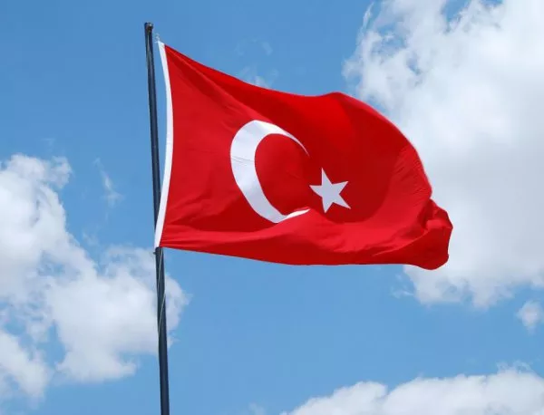 Турция: Няма да смекчим антитерористичните закони заради визите за ЕС 