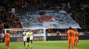 ВИДЕОТО, което доказа, че във всеки смисъл Кройф е безсмъртен